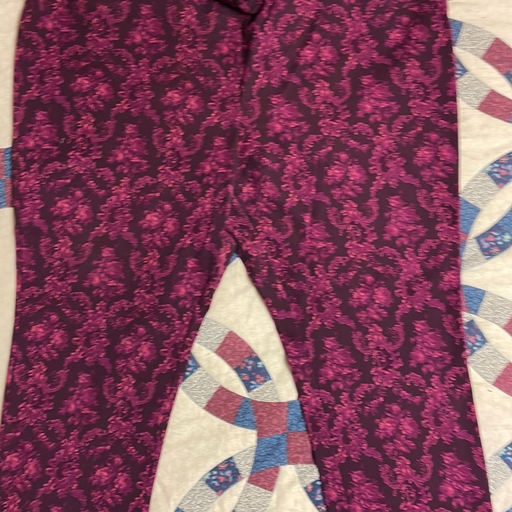28WP pull on pants with elastic waist in back by Isaac Mizrahi Live